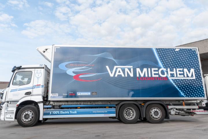 Premier eActros 400 électrique en Belgique dans notre flotte!